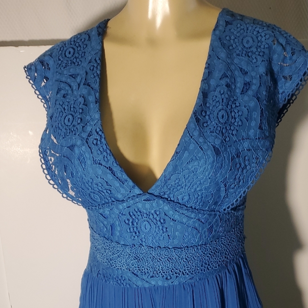 FOXIEDOX Blue Lace Open Back Mini Dress Size S - Picture 2 of 13